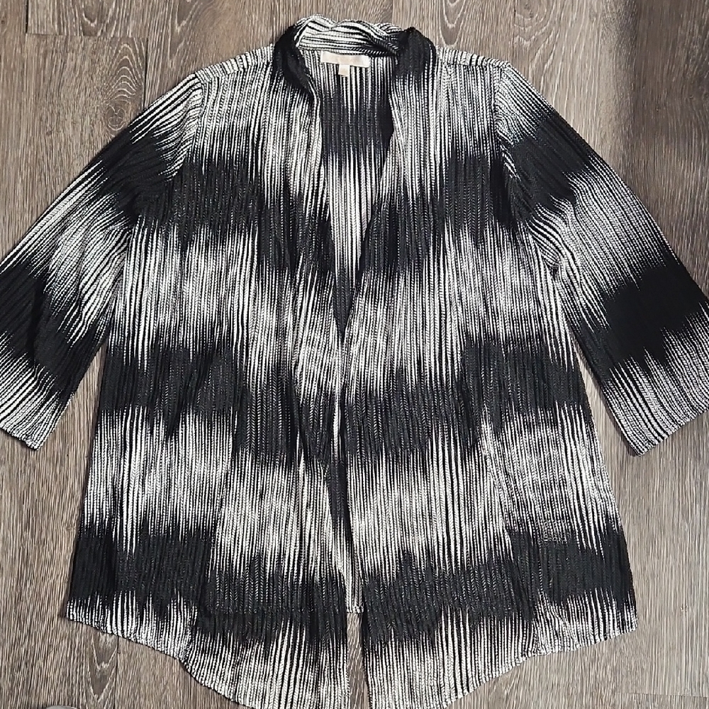 Striped Pleated Open-Front Tunic Jacket in Black & White
